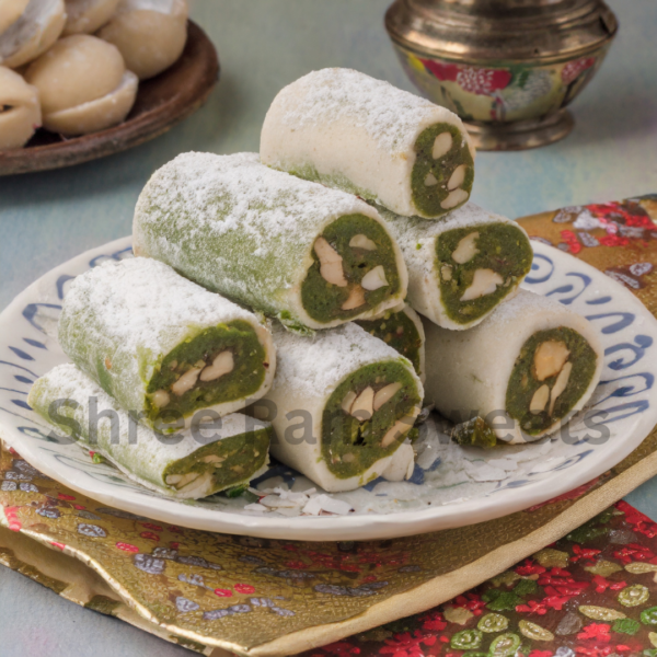 Kaju Pista Roll